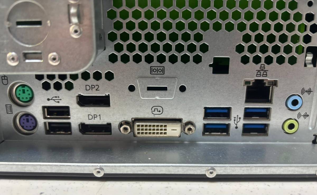 FUJITSU Desktop ESPRIMO D738 SFF